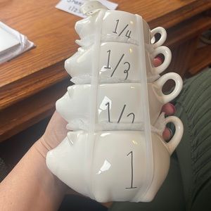 Rae dunn pig measuring cups
